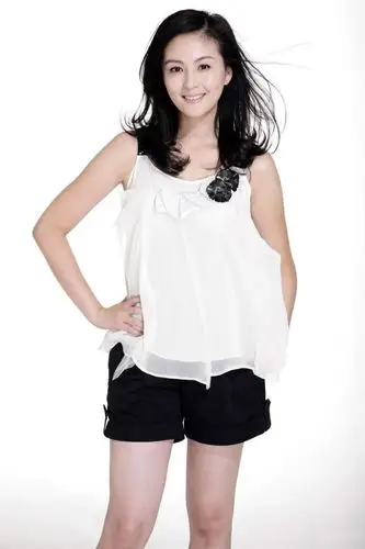 美女戴娇倩纯美性感写真 温文尔雅