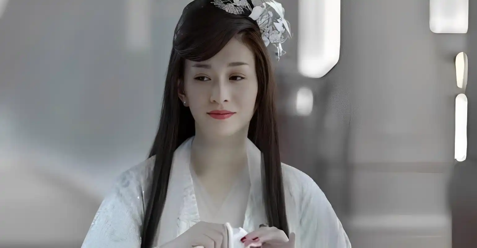 在筹备《庆余年》时,导演想让李小冉演长公主,但李小冉拒绝了,在导演