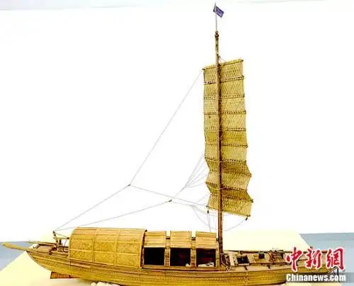 首届中式木帆船模型展评大赛在上海举行