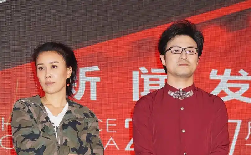 52岁汪峰将和陈露结婚,18岁女儿签约那英公司?