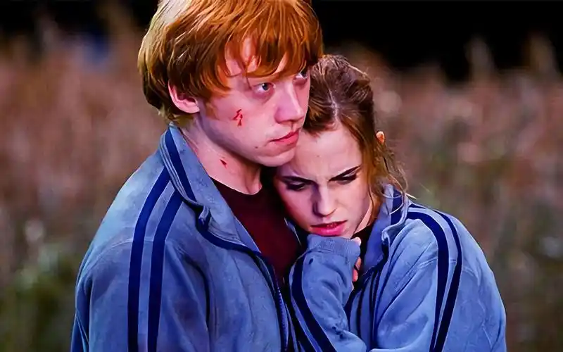 赫敏和罗恩的爱情故事全记录soitsnoworneverisntit