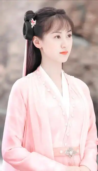 女星古装嫁衣剧照