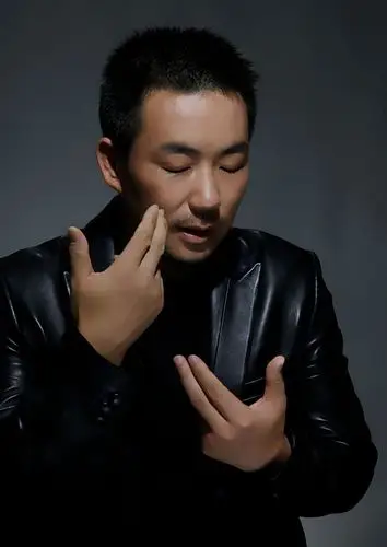 音乐风向标丨《月亮之上》最初版 尽显柔情范儿 何沐阳亲自唱给你听