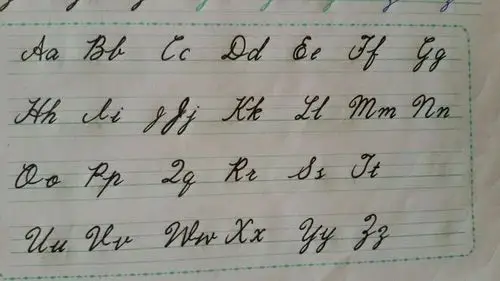 请问谁有英文圆体字体的26个字母图啊,因为老师_看图_英文圆体吧_百度