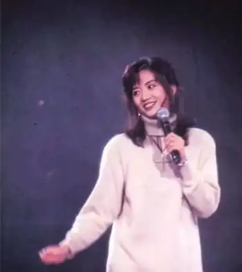 第二次化疗后梅艳芳参加节目录制,气若游丝口齿不清,太痛心!