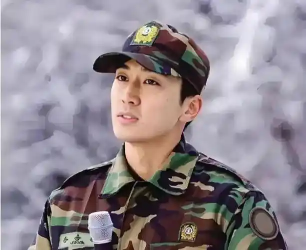 刘亦菲唯一公开的男友,分手6年后,48岁的宋承宪现状曝光!