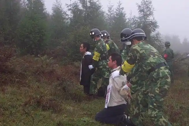 盘点建国后死刑犯执行枪决的行刑前瞬间(组图)