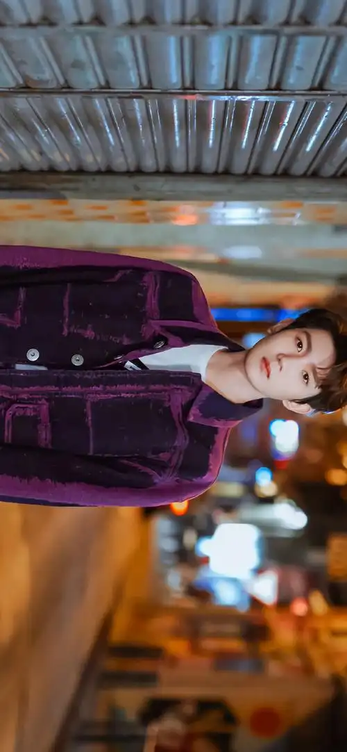 时间:2021-01-14浏览:(216)标签:王源格式:jpg