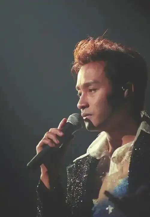 张国荣告别演唱会(张国荣1989年举办的演唱会)_石塘网