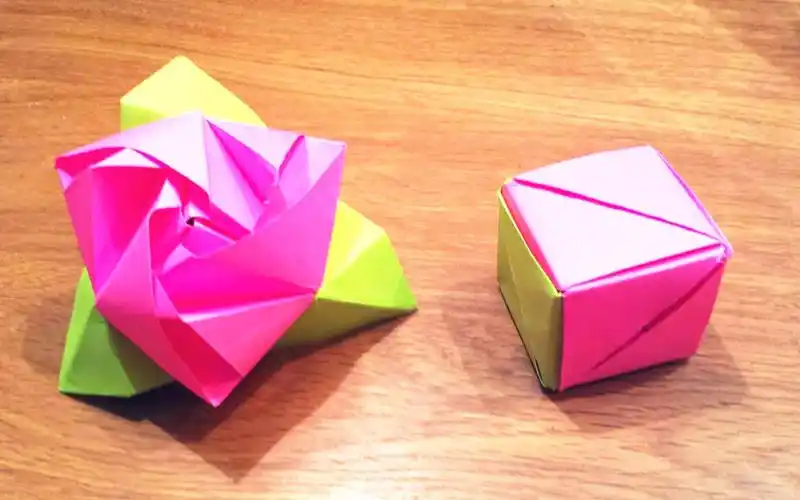 超酷炫的折纸"魔术花",看似一个小方块,打开却变成一朵玫瑰花