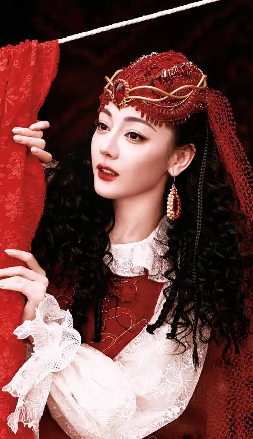 240912 迪丽热巴春晚录制现场:粉丝视角下的积极正能量