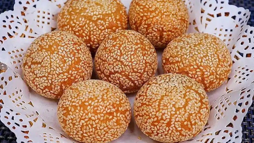 自从学会麻球这样做,我家一周吃5次,空心酥脆,上桌就被扫光了