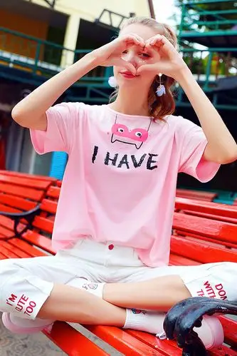 粉色可爱短袖t恤女夏ins超火的上衣宽松漏后背显瘦镂空小心机衣服