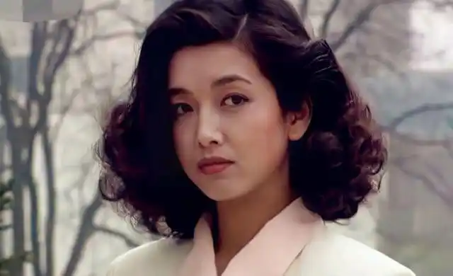 江珊在《罚罪》中演了副县长,在剧中被人议论