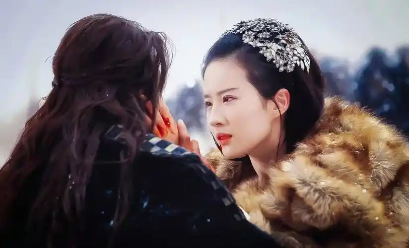 刘亦菲,11个美得颠倒众生的古装角色_貂蝉_聂小倩_名字