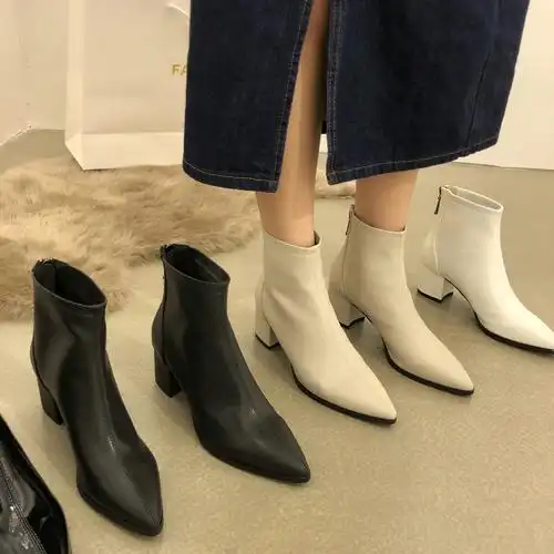 短靴女春秋单靴真皮粗跟短筒40码白色裸靴尖头百搭33码裸色高跟鞋