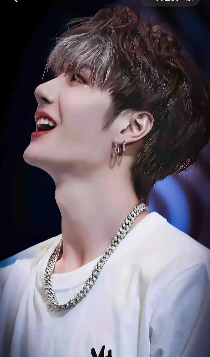 王一博 #王甜甜#完美侧颜杀#向全世界安利王一博 - 抖音