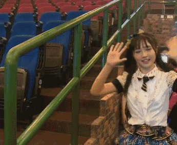 费沁源比心gif动图_动态图_表情包下载_soogif