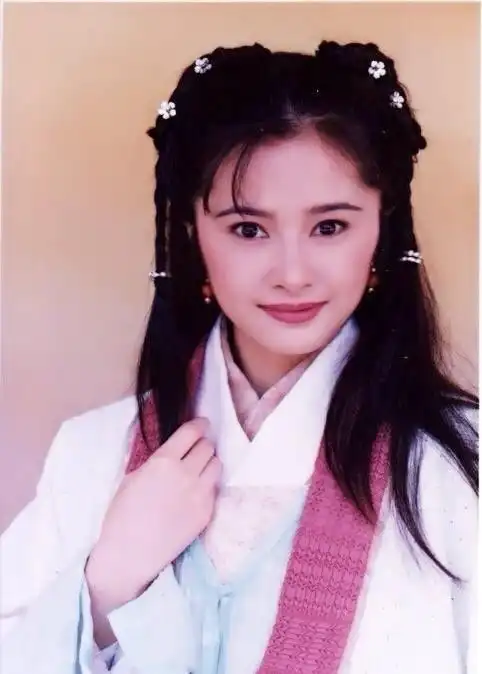 大家好,我是何美鈿～我已經入駐手機百度明星百家號了!