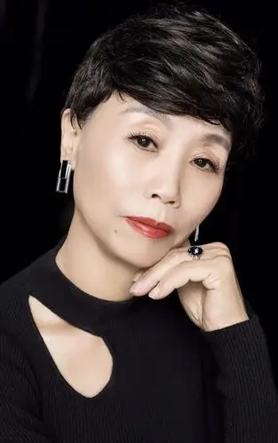 文艺视界yingdengklein邓瑛德国樱子毛毛诗歌无语