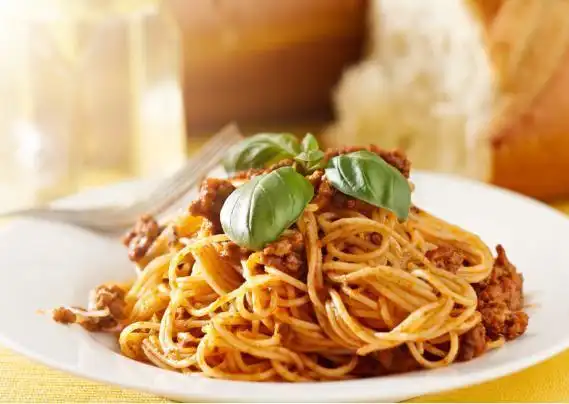 法国姑娘中国人真奇怪米饭含糖量高还没味道为啥还那么喜欢吃