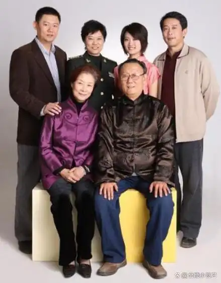 演员吕中:大器晚成的艺术家,与丈夫恩爱一生,儿女是她的骄傲