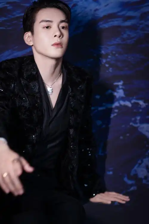 曾舜晞图片曾舜晞时尚芭莎年度派对图片