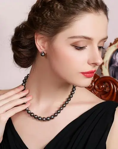 hanazo 奢华14k金扣精圆8-10mm大溪地黑珍珠项链(赠证书)