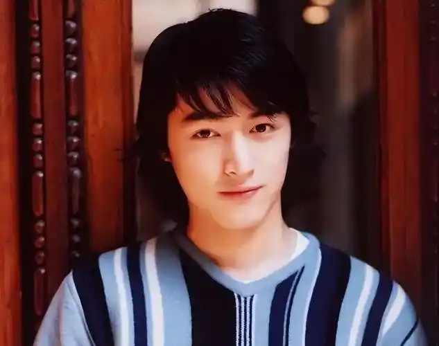 薛佳凝分手15年后胡歌娶妻生子而她选择出家背后心酸无人知