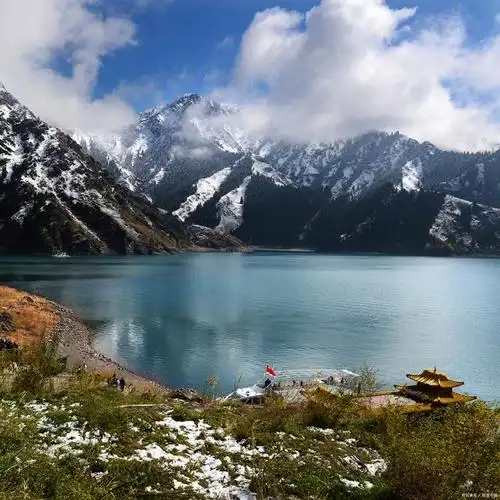 中国旅游之新疆天山天池