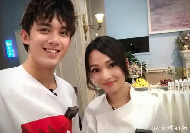 张韶轩36岁生日,姐姐张韶涵为其庆生,姐妹俩同框画面显温馨