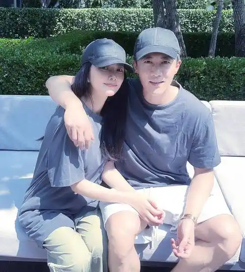 杜淳妻子王灿自曝柜姐歧视,消费冷暖引关注,勇敢发声获力挺