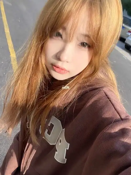 黄头发的最后两张