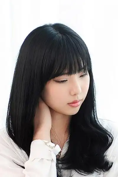 齐刘海发型图片不只卖萌还能修颜