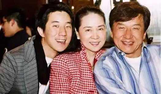 面对成龙不忠诚大气应对小三,维护家庭完整_女人_老婆_丈夫