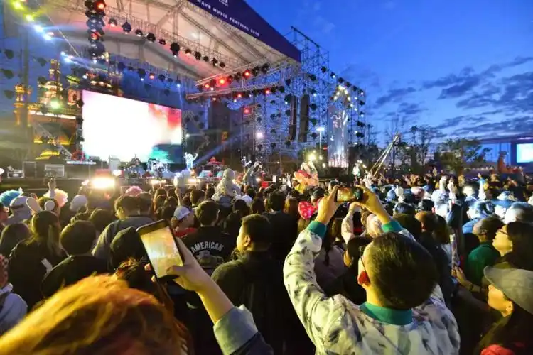 免费入园丨10w 人见证:音浪音乐节完美收官,教师节狂欢继续!