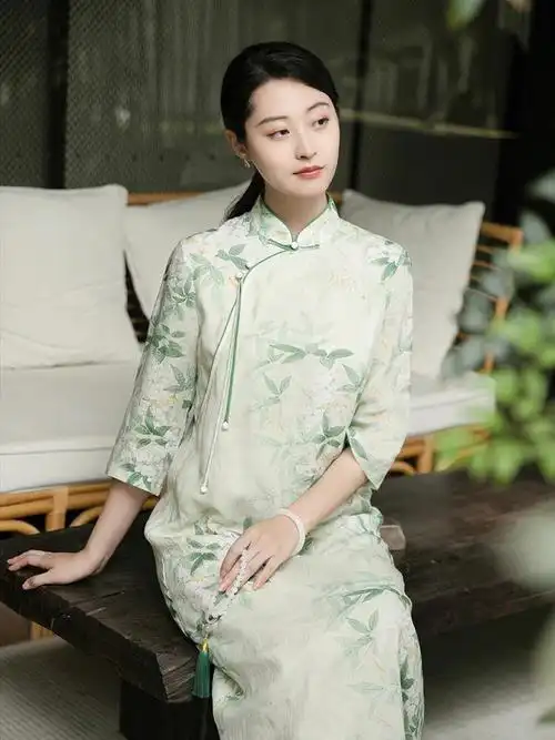 轻中式夏日清爽苎麻宽松旗袍