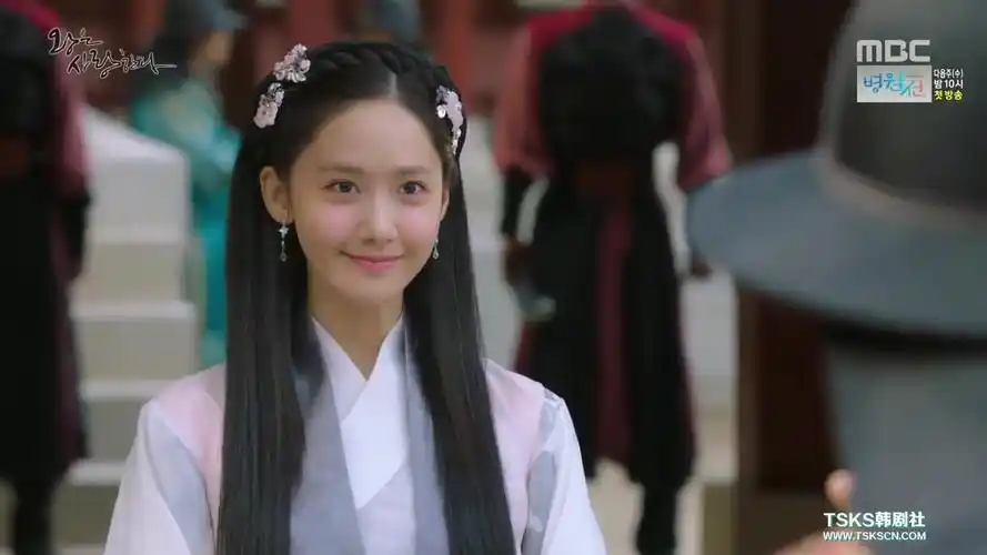 王在相爱22集 林允儿高萌片段