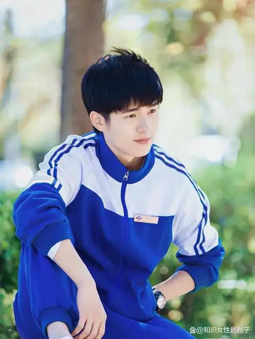 刘昊然星途大受恋情影响,他是怎么为自己打算的?