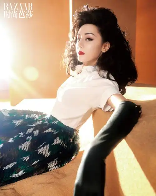 时尚芭莎八月刊##迪丽热巴盛夏浓颜芭莎封面