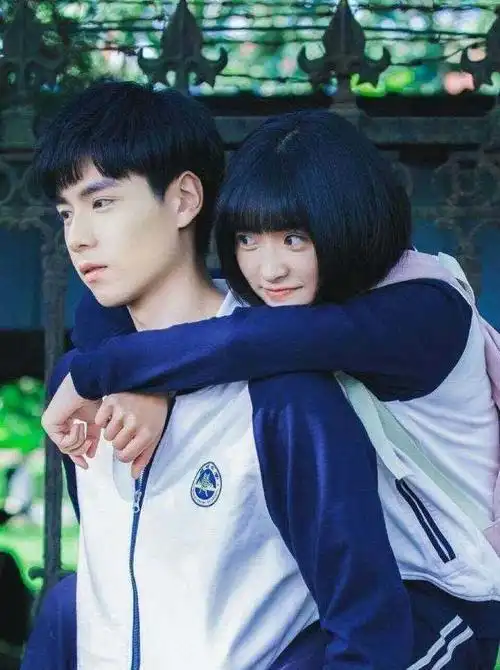 力推这部青春校园剧学霸与学渣的恋爱故事情节只有甜上加甜