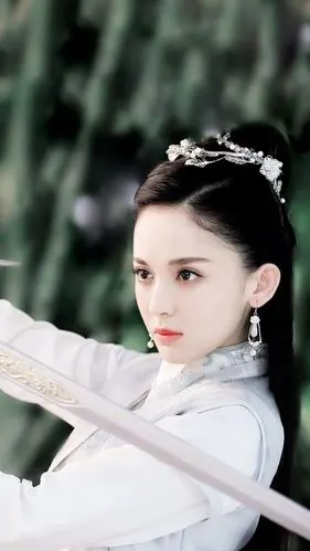 「壁纸锁屏」你觉得最适合古装扮相的女明星是?