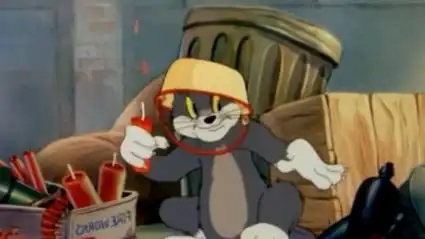 搞笑配音:汤姆猫的新年礼物,加特林火力全开!