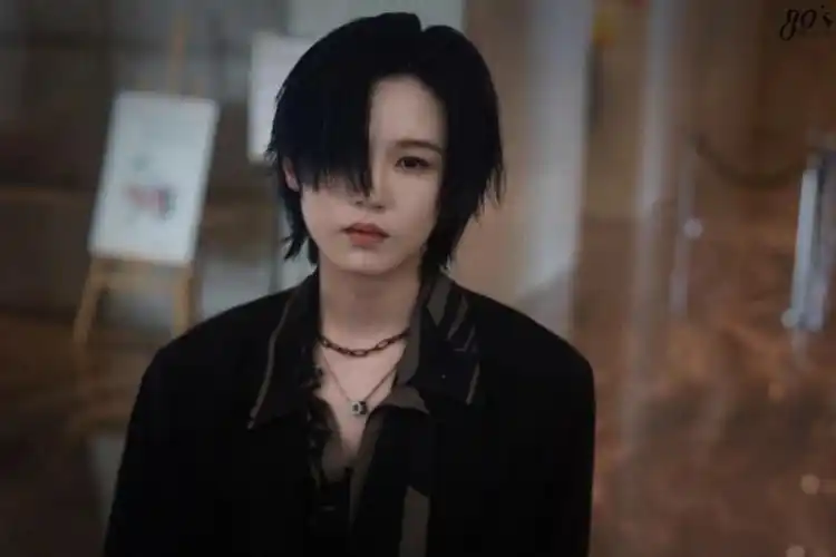 比今天的陆柯燃更美的只有明天的陆柯燃