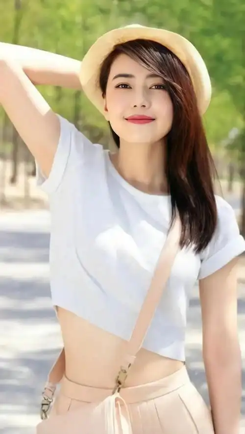 高圆圆,中国台湾的著名女演员,也是许多人心目中的女神.