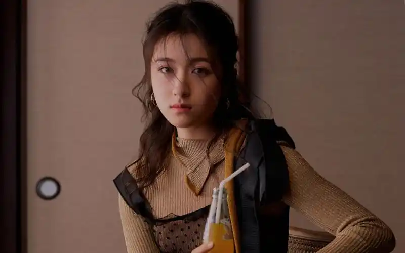 李兰迪优雅大片高清桌面壁纸