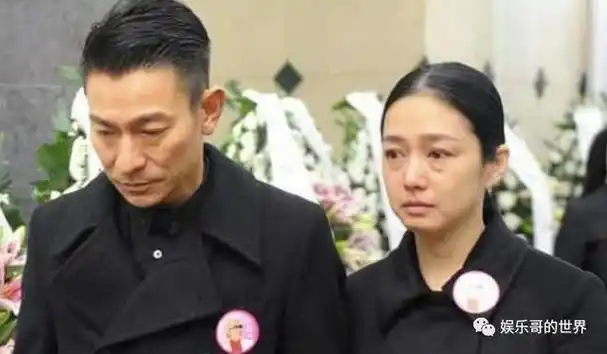 家庭至上,巨星刘德华的普通一刻:父亲去世让人泪目