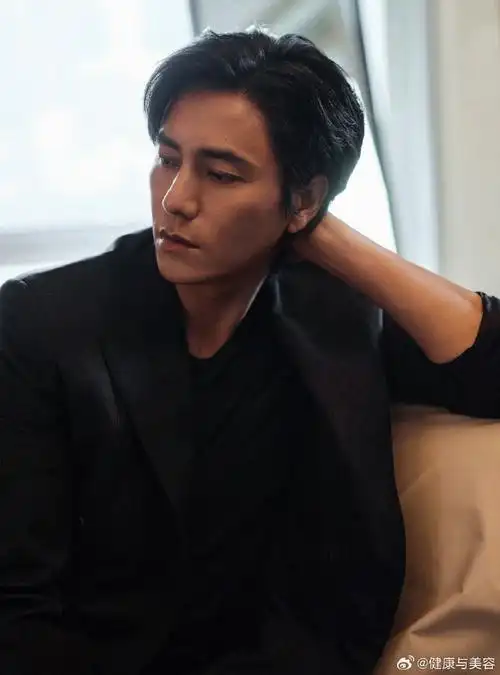 陈坤氛围感的神##陈坤层次感全黑西装造型