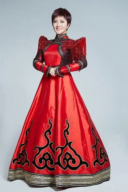 歌手格格写真大赏气质惊艳美丽动人