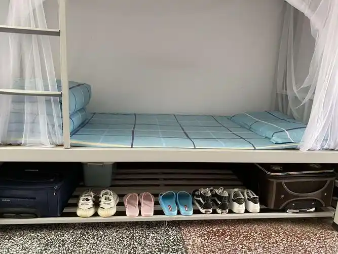 新平县第二中学·举办第一届学生宿舍内务大比拼活动